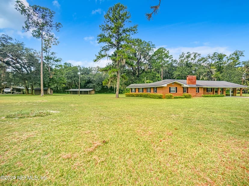 1250 5th Street S, Macclenny, FL 32063