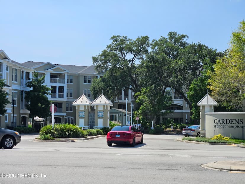 8290 Gate Parkway W 152, Jacksonville, FL 32216