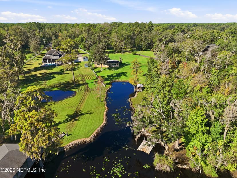 1811 Oak Park Circle, Green Cove Springs, FL 32043