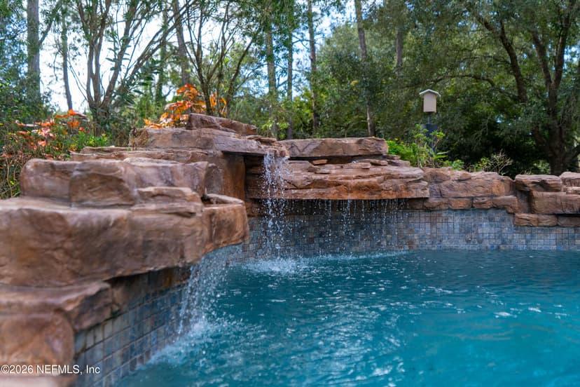 205 E Kari Court, St. Johns, FL 32259