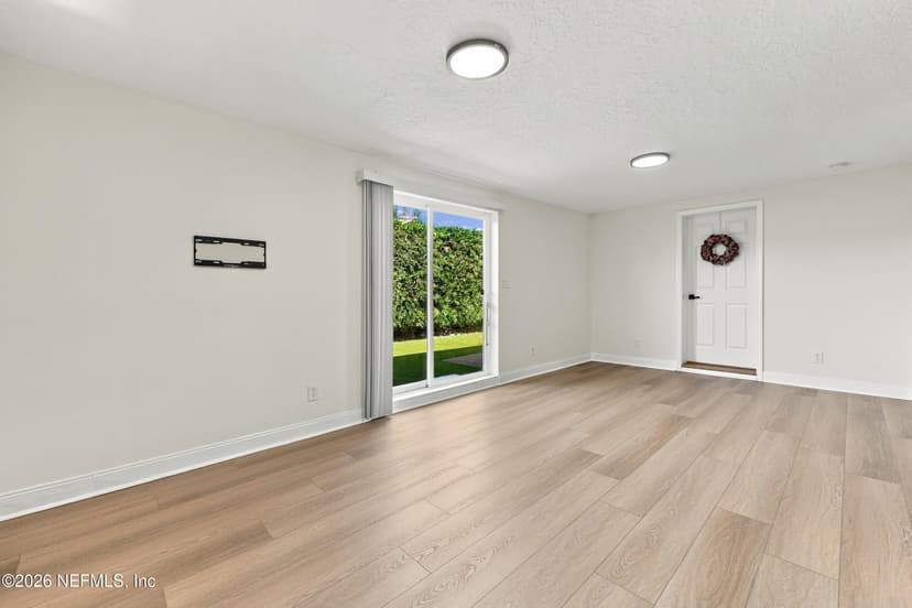 1415 N 9th Street, Jacksonville Beach, FL 32250