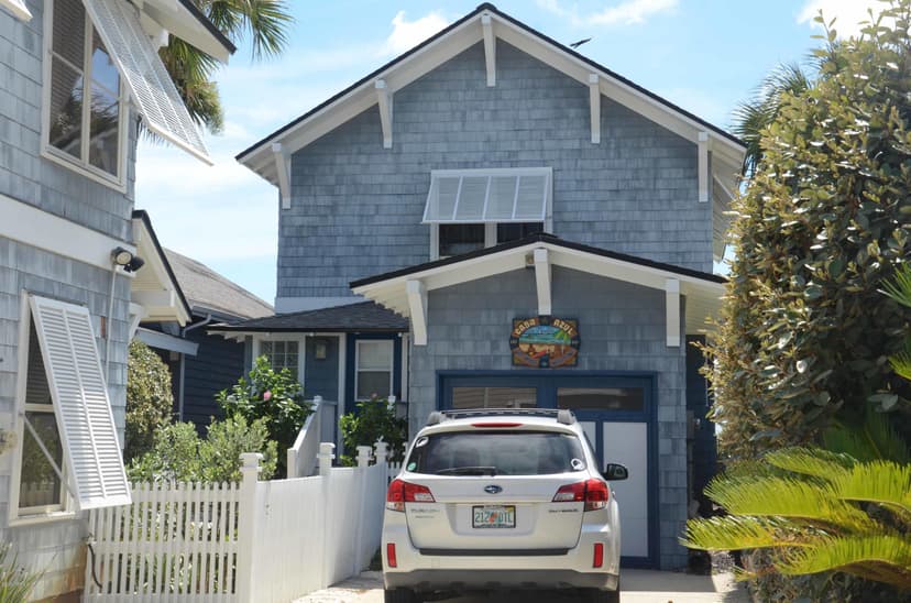 704 Ocean Front, Neptune Beach, FL 32266