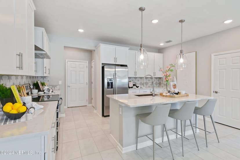 6041 Oracle Court, Jacksonville, FL 32205