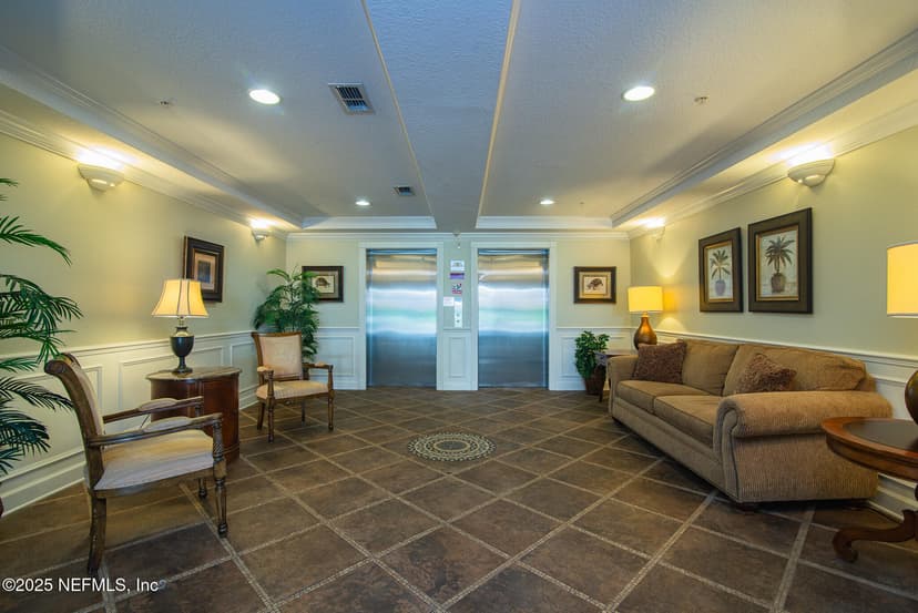 4480 Deerwood Lake Parkway 353, Jacksonville, FL 32216