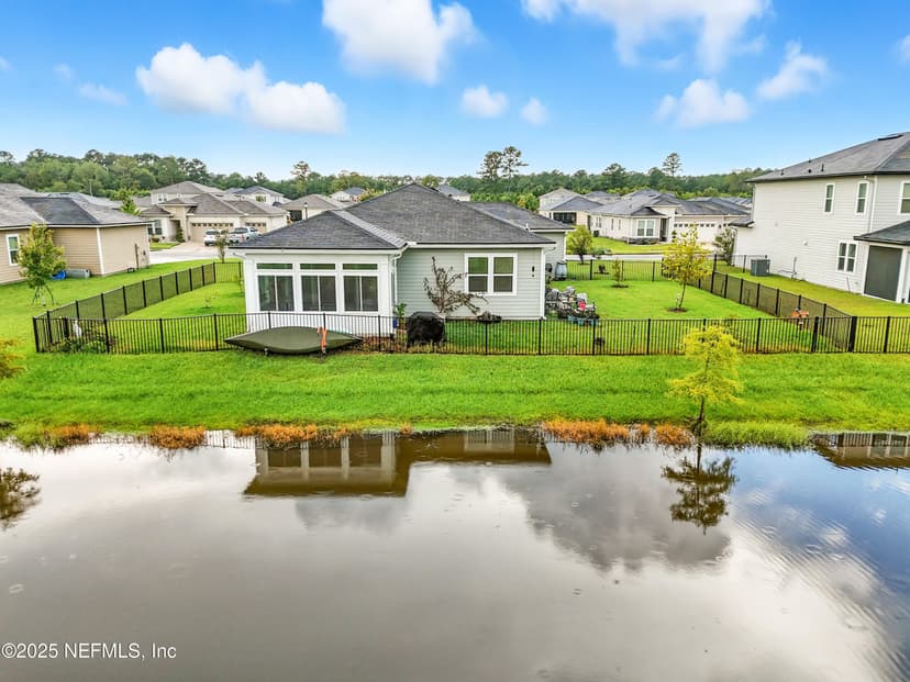 12601 Lake Madison Lane, Jacksonville, FL 32218