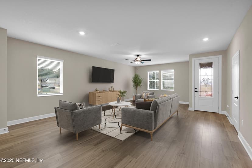 3956 Gareys Ferry Way, Middleburg, FL 32068