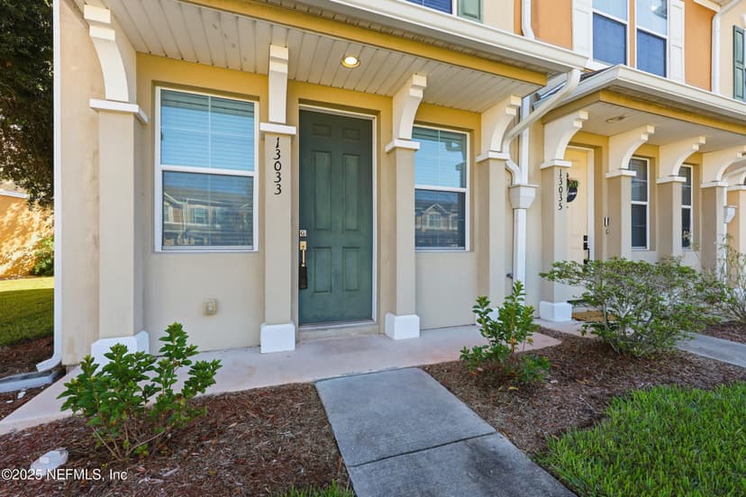 13033 Sunset Lake Drive, Jacksonville, FL 32258