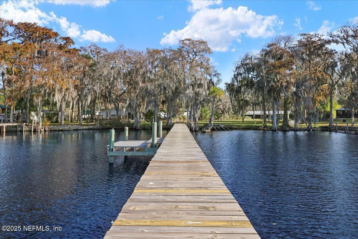 188 PALM Drive, Georgetown, FL 32139