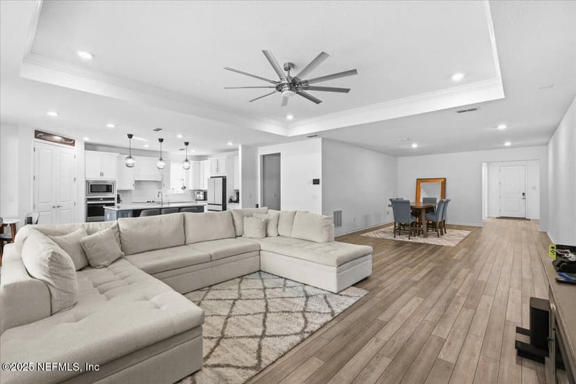 313 Cody Crest Court, Jacksonville, FL 32226