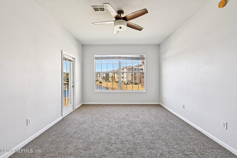 7801 Point Meadows Drive 8209, Jacksonville, FL 32256
