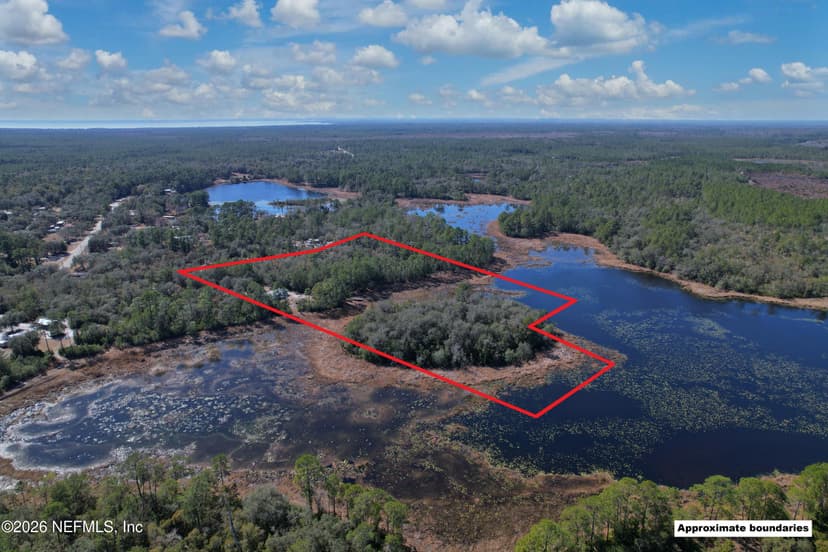 118 Acacia Street, Crescent City, FL 32112
