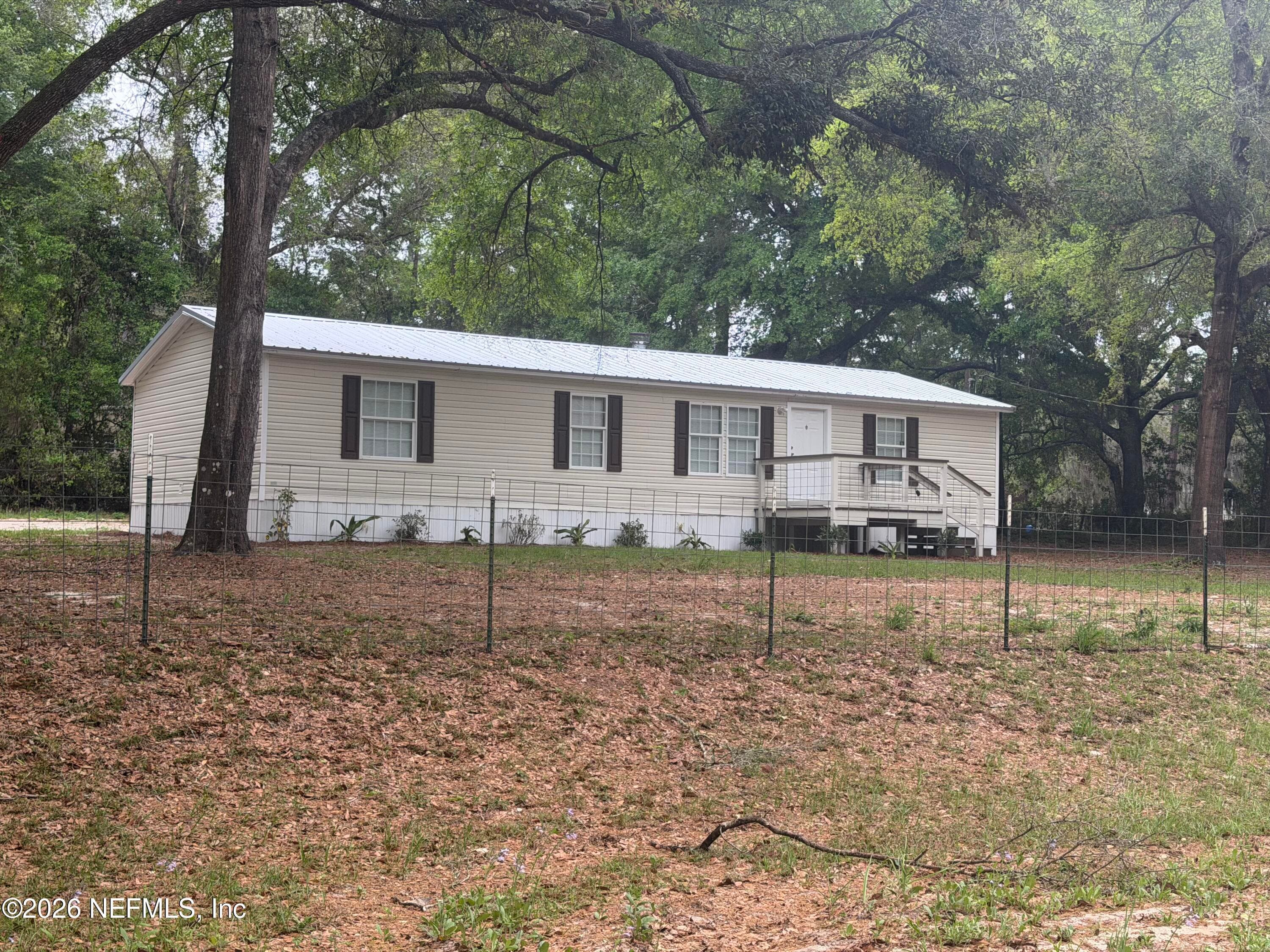 204 RABBIT TRACK Road, Satsuma, FL 32189