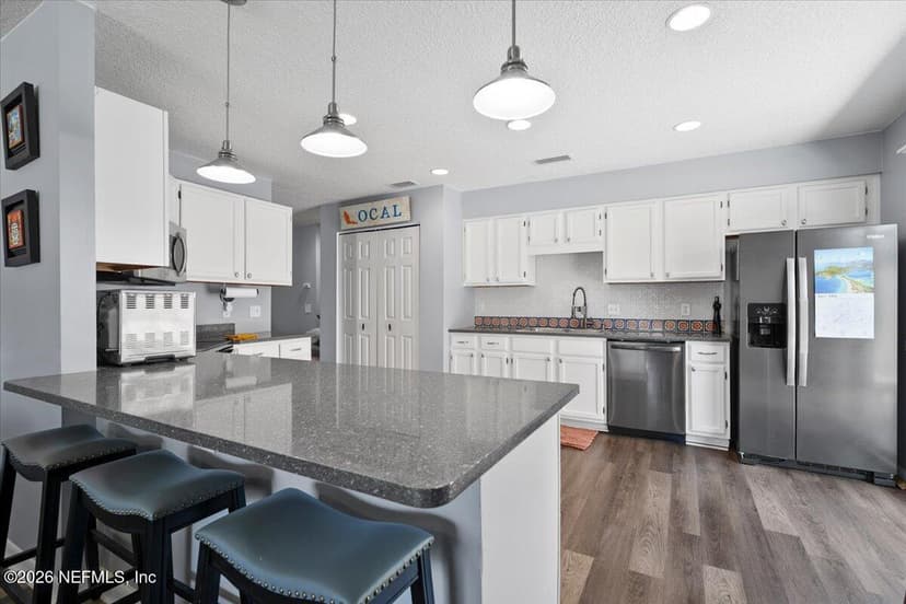 918 17th Street N, Jacksonville Beach, FL 32250