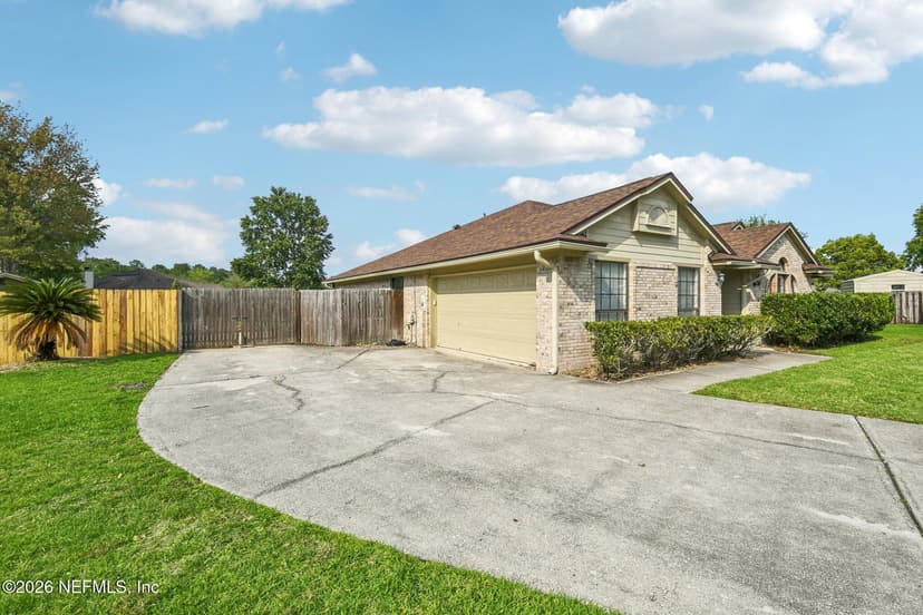 2482 Glow Wood Court, Middleburg, FL 32068