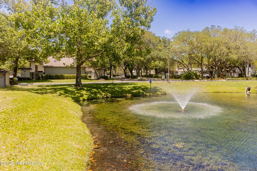 1403 W Defender Court, Jacksonville, FL 32233