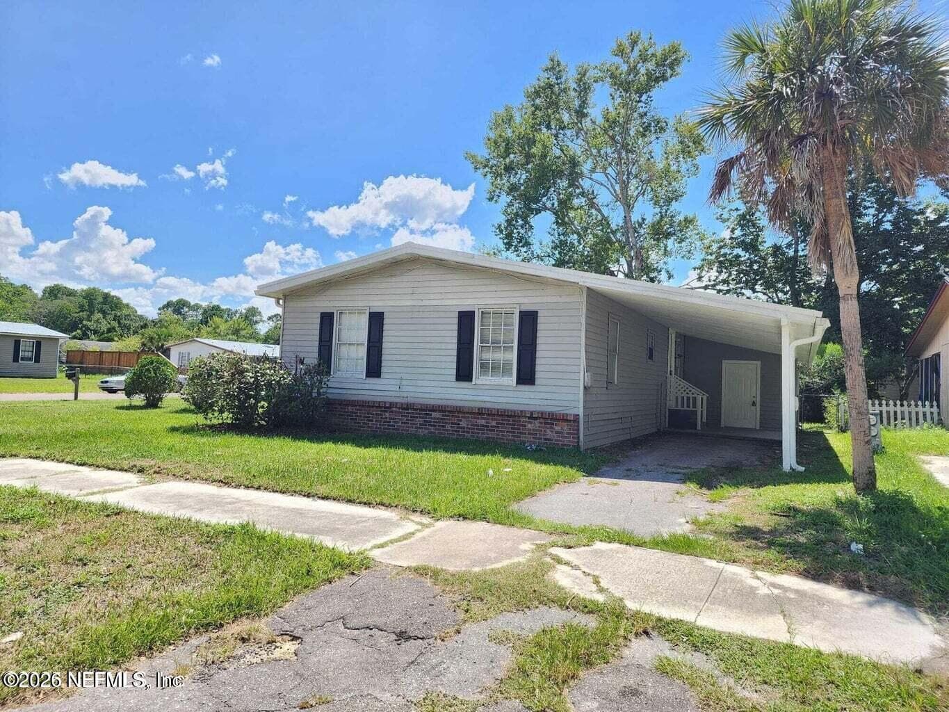 5827 AUGO Lane, Jacksonville, FL 32244