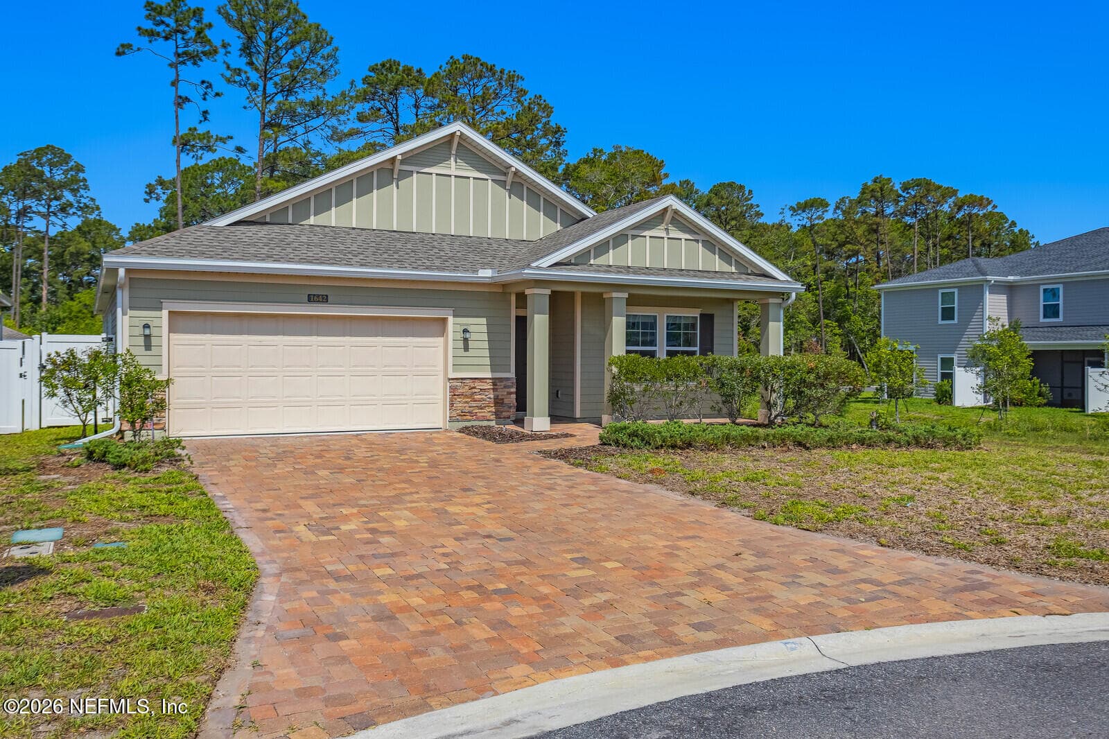 1642 STRAWBERRY CREEK Court, Jacksonville, FL 32211