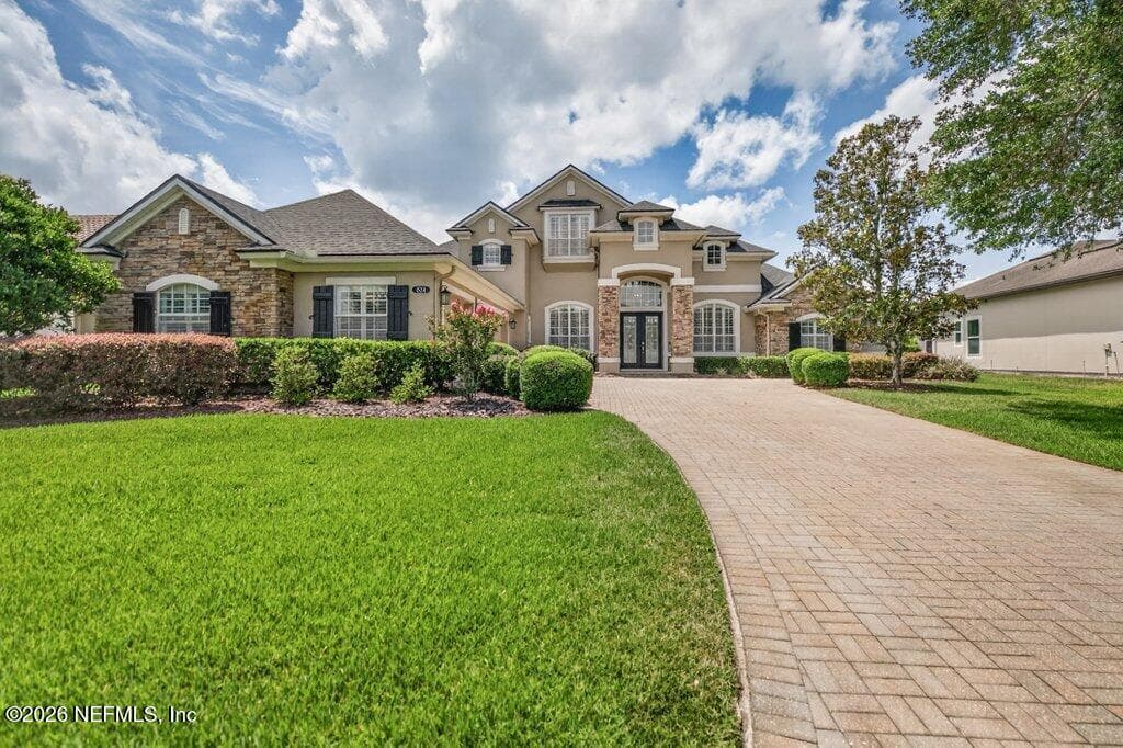 824 E DORCHESTER Drive, St. Johns, FL 32259