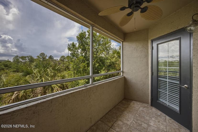 1701 The Greens Way 932, Jacksonville Beach, FL 32250
