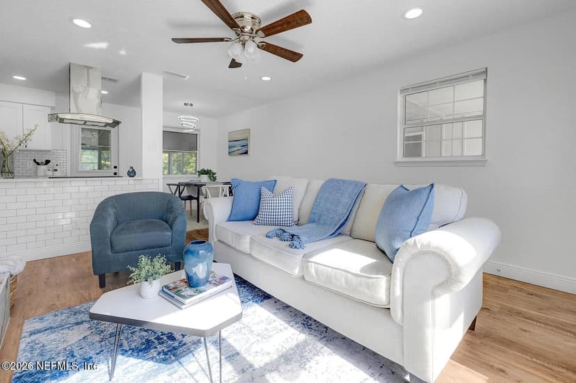 7219 Stonehurst Road N, Jacksonville, FL 32277