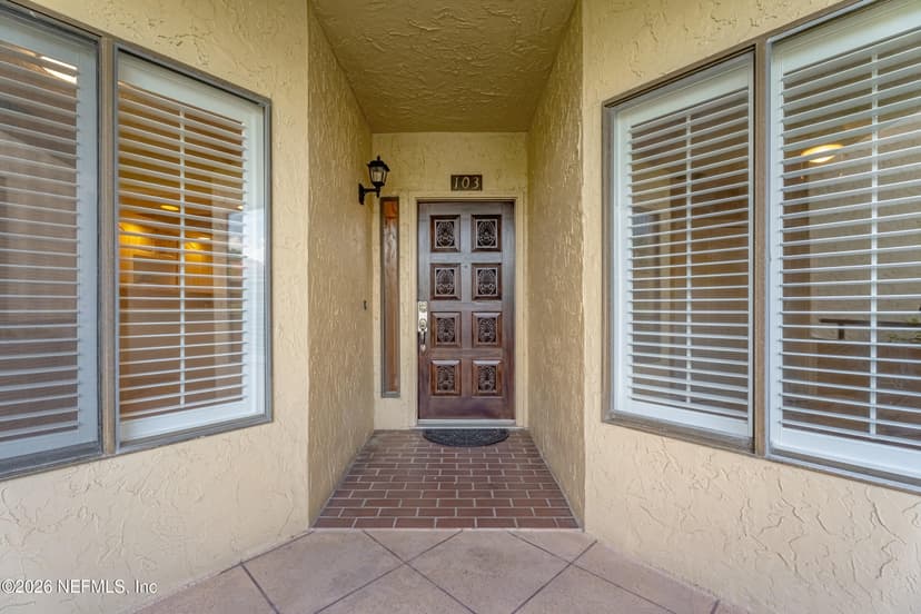 3820 Lavista Circle 103, Jacksonville, FL 32217