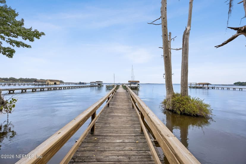 2724 Cove View Drive N, Jacksonville, FL 32257