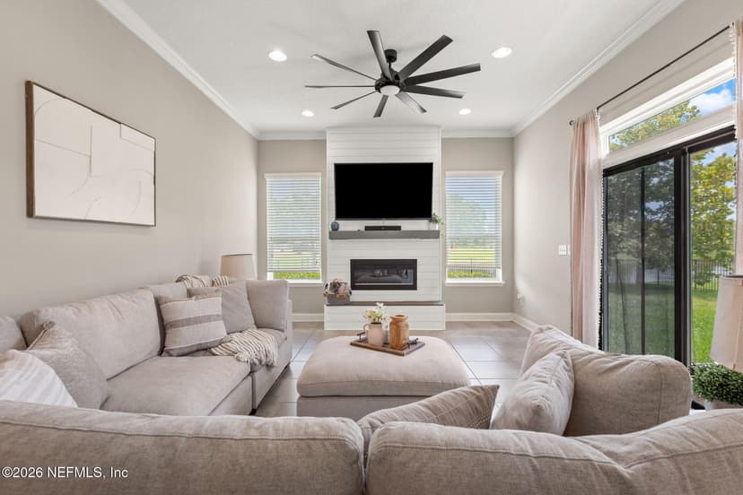 5384 Clapboard Creek Drive, Jacksonville, FL 32226