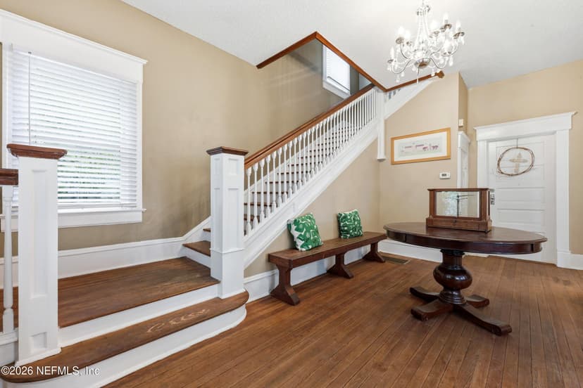129 W 9th Street, Jacksonville, FL 32206
