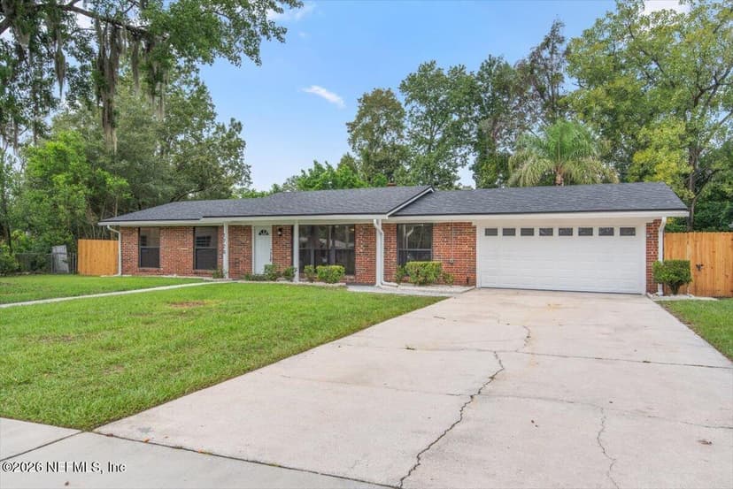 1720 Bay Circle W, Orange Park, FL 32073