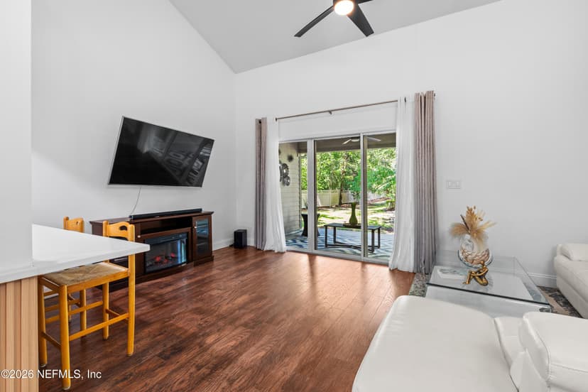 1215 NW 55th Street 7, Gainesville, FL 32605