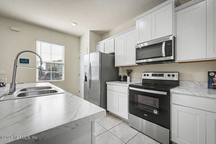 2880 Mule Deer Circle, Jacksonville, FL 32225