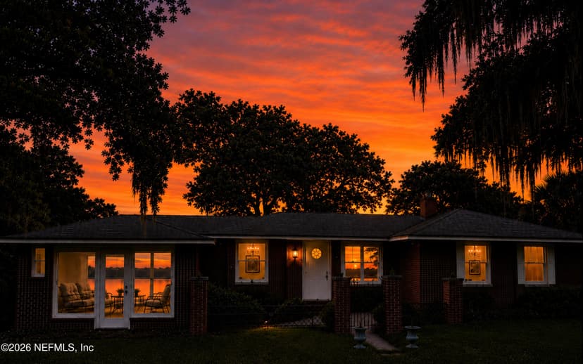 1900 E Holly Oaks Lake Road E, Jacksonville, FL 32225