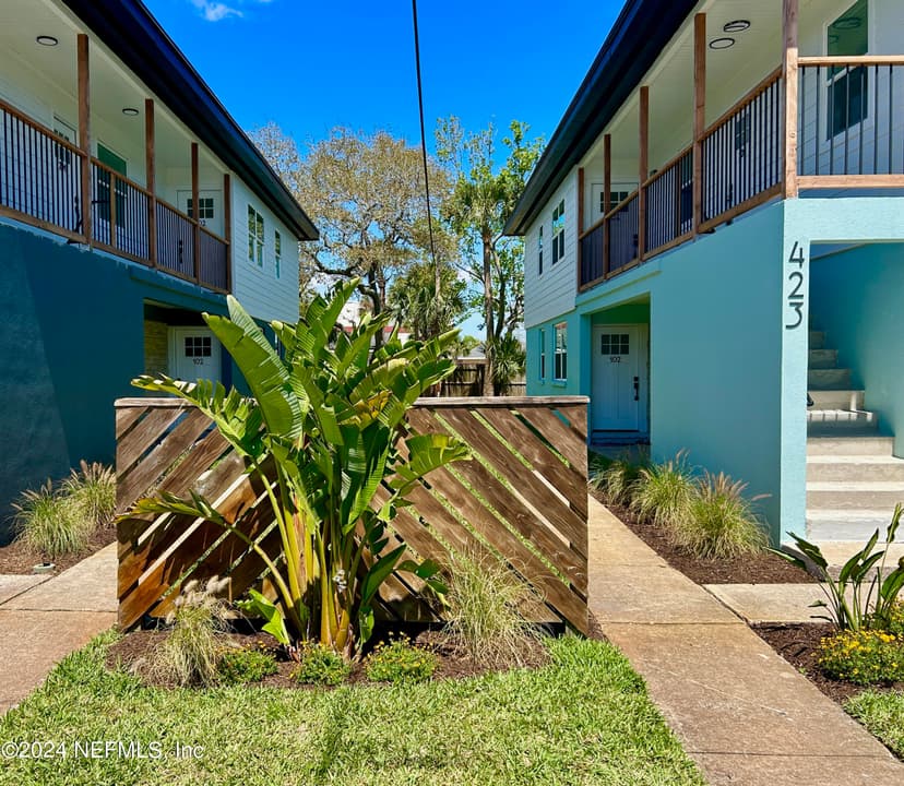 423 9th Avenue N 201, Jacksonville Beach, FL 32250