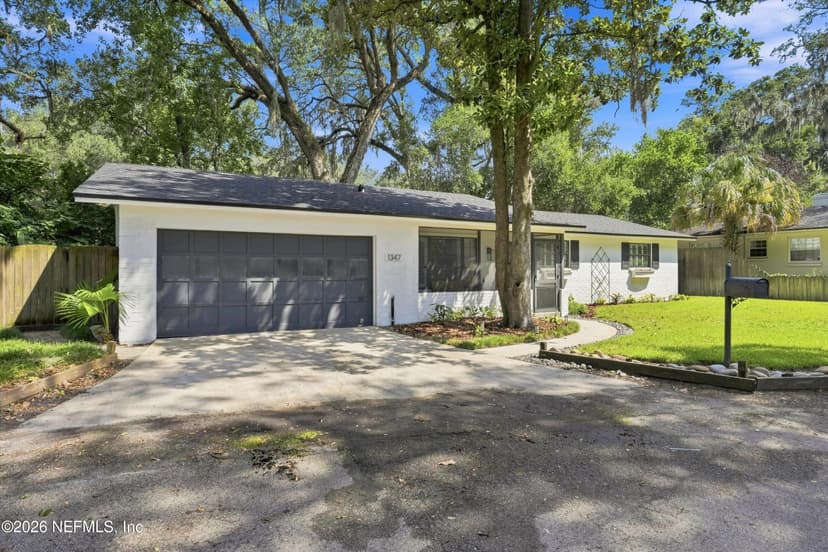 1347 Redbud Lane, Jacksonville, FL 32207