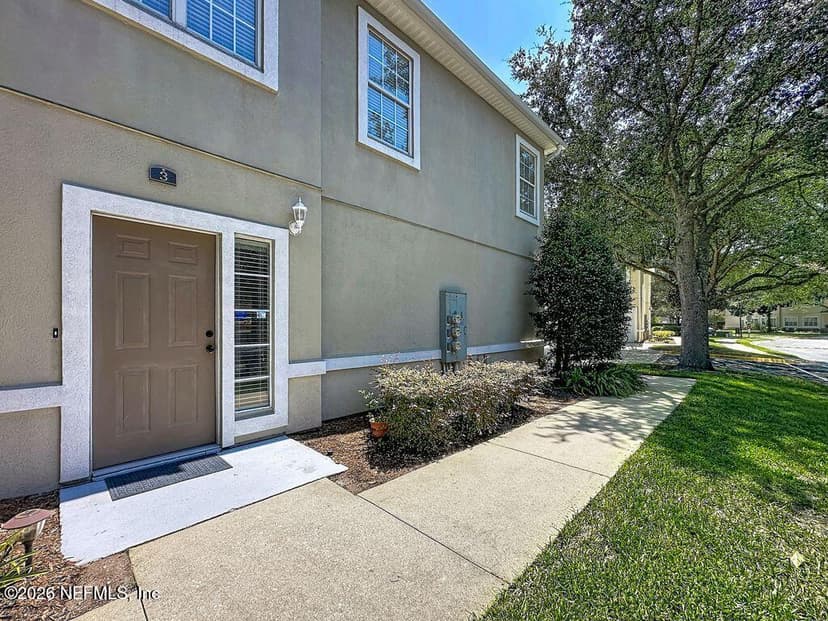 1725 Forest Lake Circle E 3, Jacksonville, FL 32225