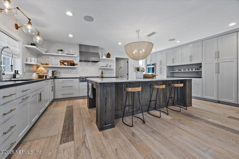 3235 Old Barn Road W, Ponte Vedra Beach, FL 32082