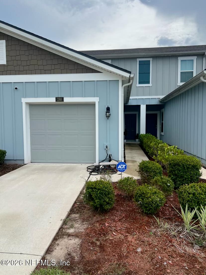 288 Aralia Lane, Jacksonville, FL 32216