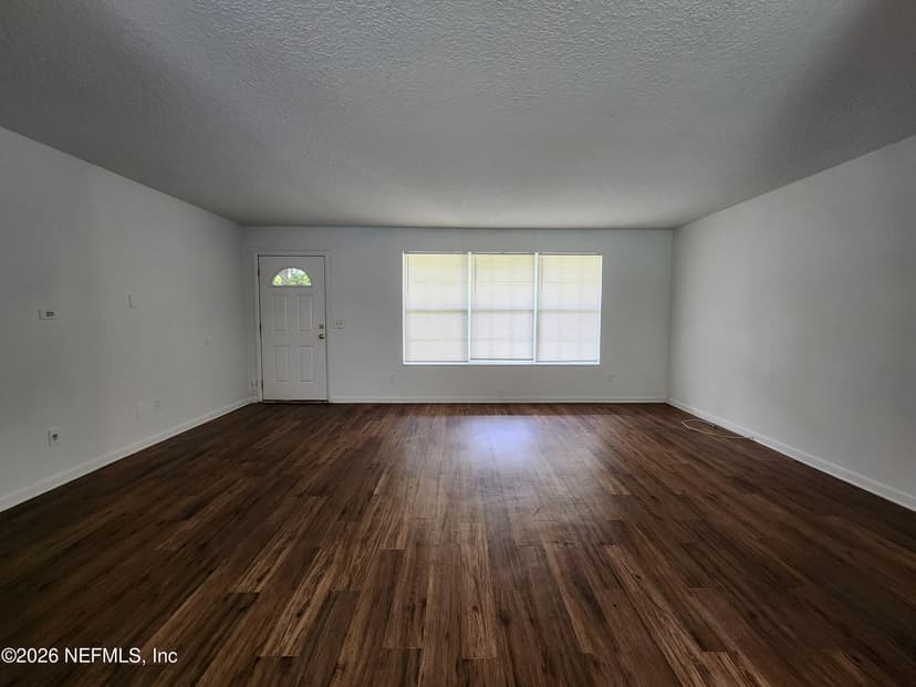 1721 Hawaii Drive E, Jacksonville, FL 32246