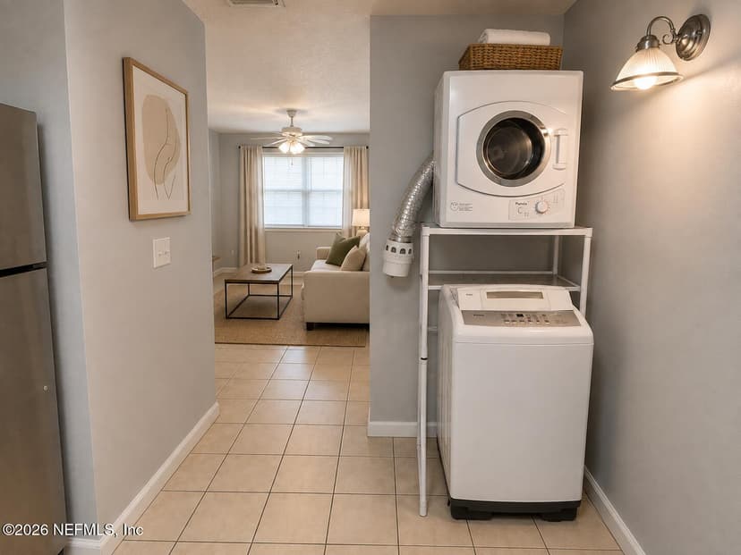 209 S 7th Street 1, Jacksonville Beach, FL 32250