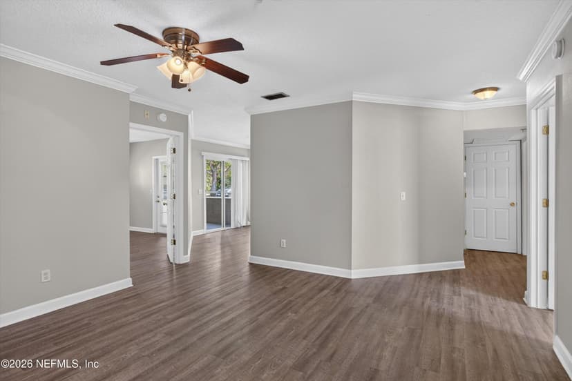 1701 The Greens Way 1415, Jacksonville Beach, FL 32250