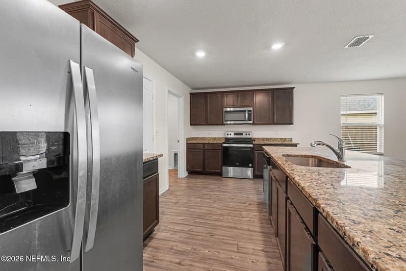 5944 Crosby Lake Way E, Macclenny, FL 32063