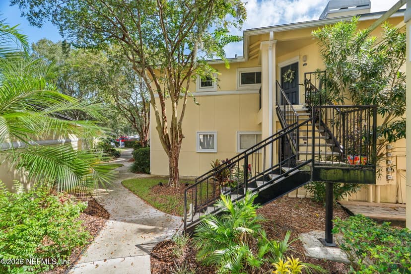 1800 The Greens Way 1108, Jacksonville Beach, FL 32250