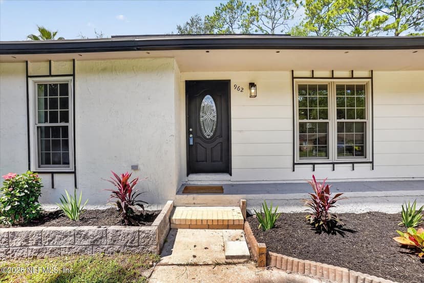 962 Grove Park Drive E, Orange Park, FL 32073