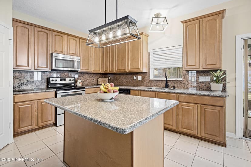 958 Mineral Creek Drive, Jacksonville, FL 32225