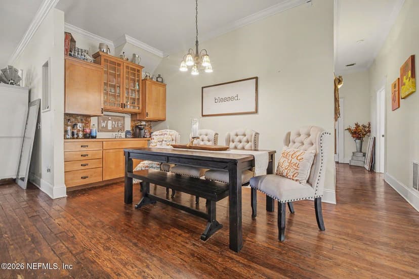 320 E 9th Street, Jacksonville, FL 32206