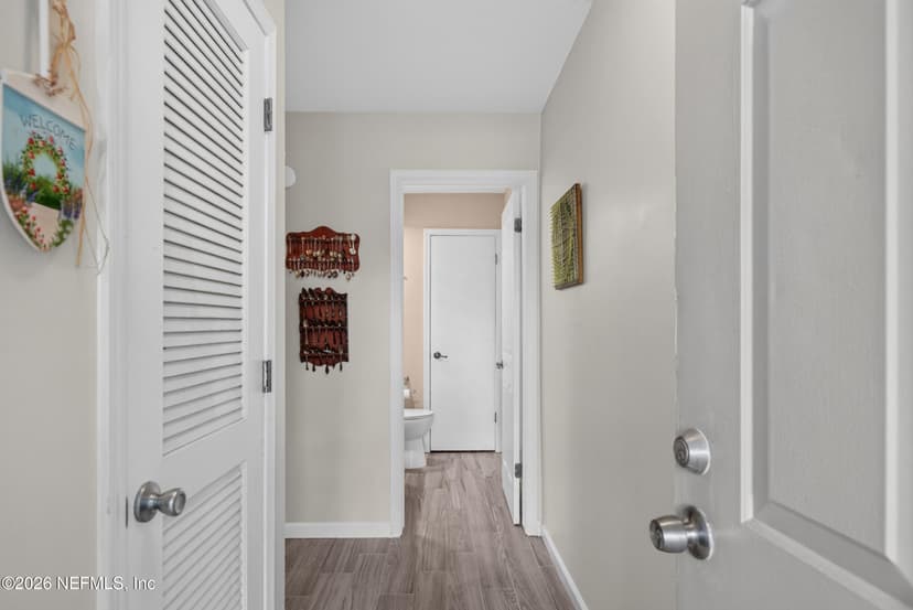 1105 Romaine Circle W, Jacksonville, FL 32225