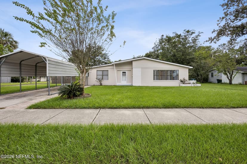 8124 Sierra Madre Drive W, Jacksonville, FL 32217