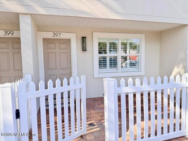 397 Ahern Street, Atlantic Beach, FL 32233