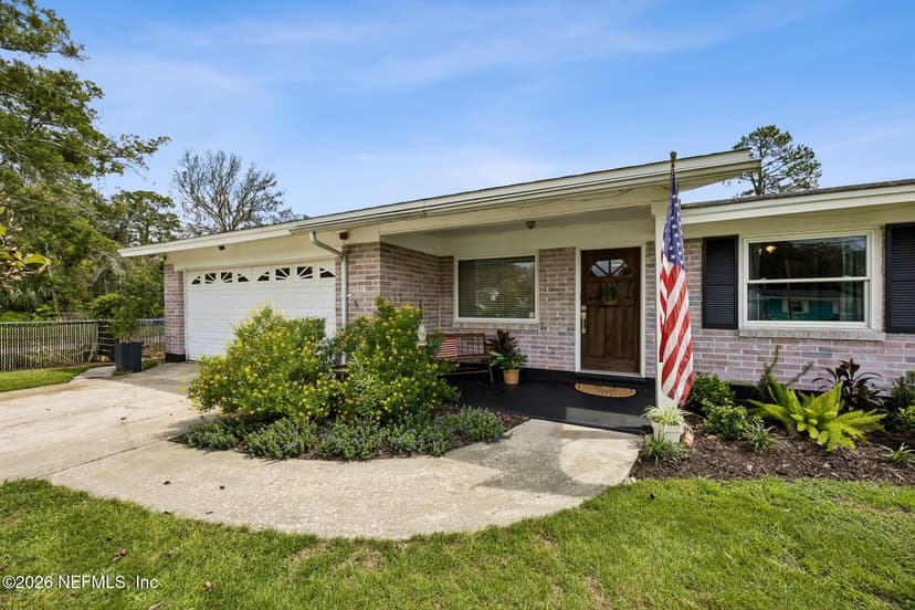 9141 E Carbondale Drive, Jacksonville, FL 32208