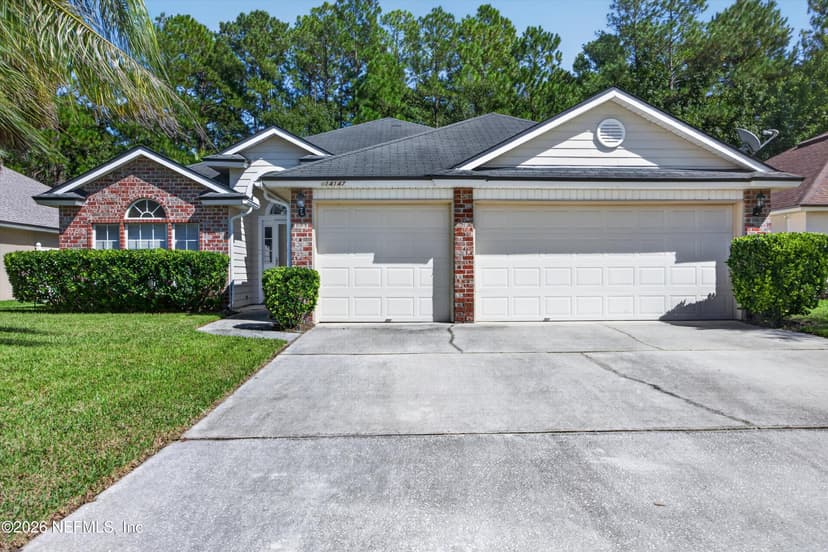 14147 Fish Eagle Drive E, Jacksonville, FL 32226